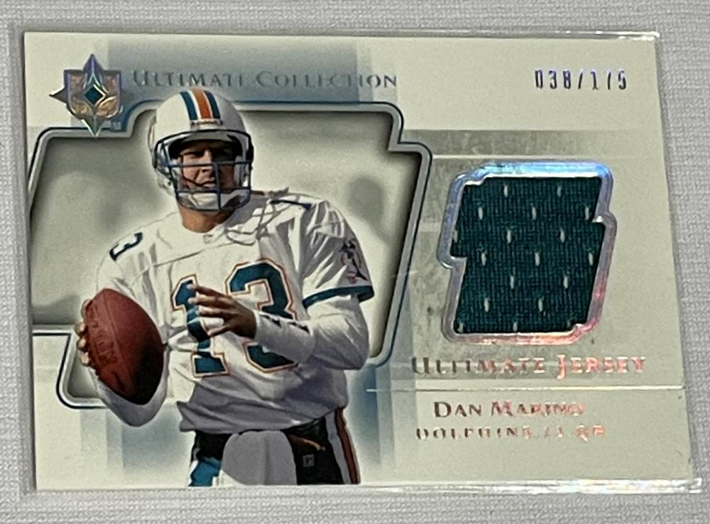 2004 Upper Deck Ultimate Collection #UGJ-MA Dan Marino Ultimate Game Jersey Football Card 038/175
