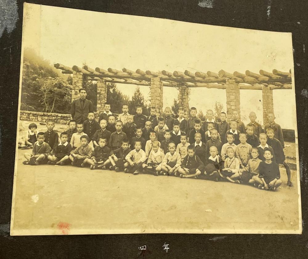 RARE Vintage 1940's Japanese Photo Album w/ 91 Photos (Military School, Swimming, Etc..)